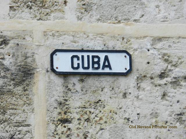 Old Havana Pictures - Cuba Street - Ols Havana, Cuba
